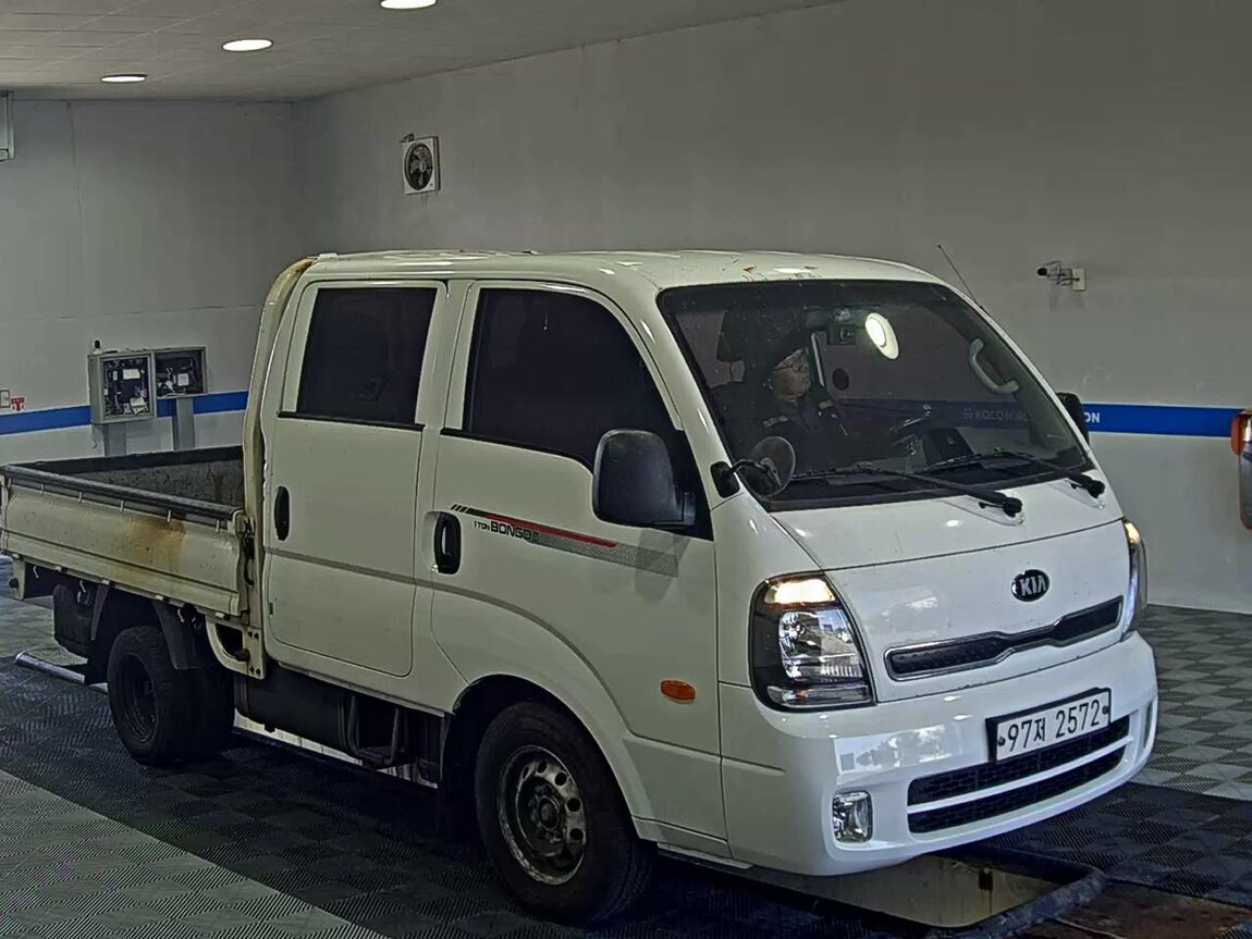 KIA THE NEW BONGO III CARGO 1 TON DOUBLE CAB EXTRA LONG WHEELBASE L 2020 - zdjęcie 3