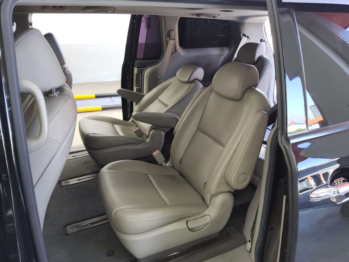 KIA ALL NEW CARNIVAL 9-SEATER DIESEL NOBLESSE 2018 - zdjęcie 12