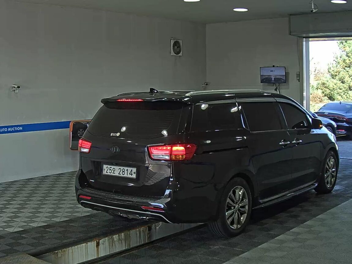 KIA ALL NEW CARNIVAL 9-SEATER DIESEL NOBLESSE 2018 - zdjęcie 5