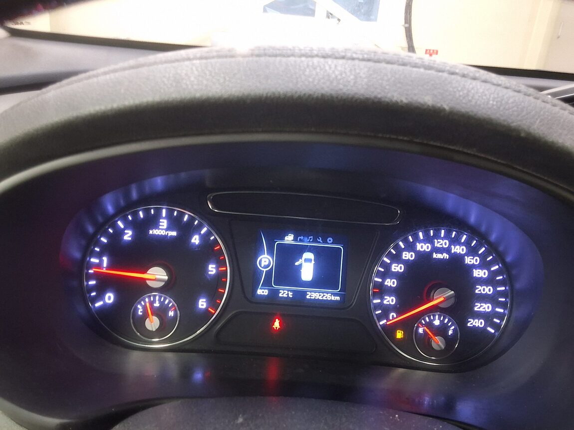 KIA ALL NEW SORENTO R2.0 2WD NOBLESSE SPECIAL 2017 - zdjęcie 10