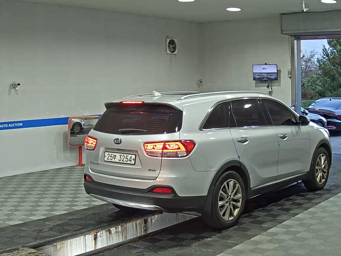 KIA ALL NEW SORENTO R2.0 2WD NOBLESSE SPECIAL 2017 - zdjęcie 5