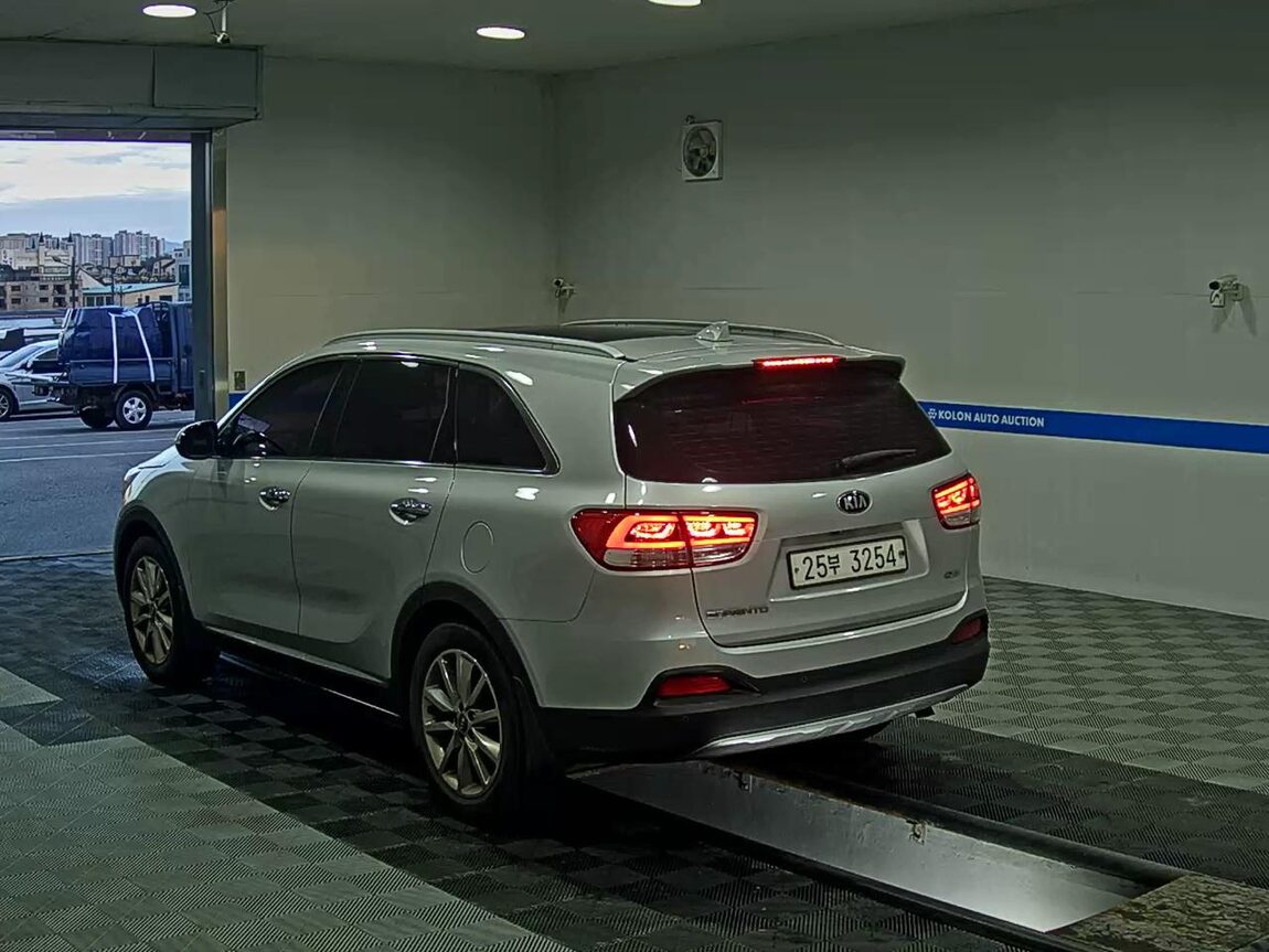 KIA ALL NEW SORENTO R2.0 2WD NOBLESSE SPECIAL 2017 - zdjęcie 6