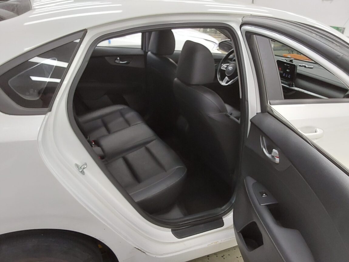 KIA ALL NEW K3 1.6 GASOLINE LUXURY 2020 - zdjęcie 13