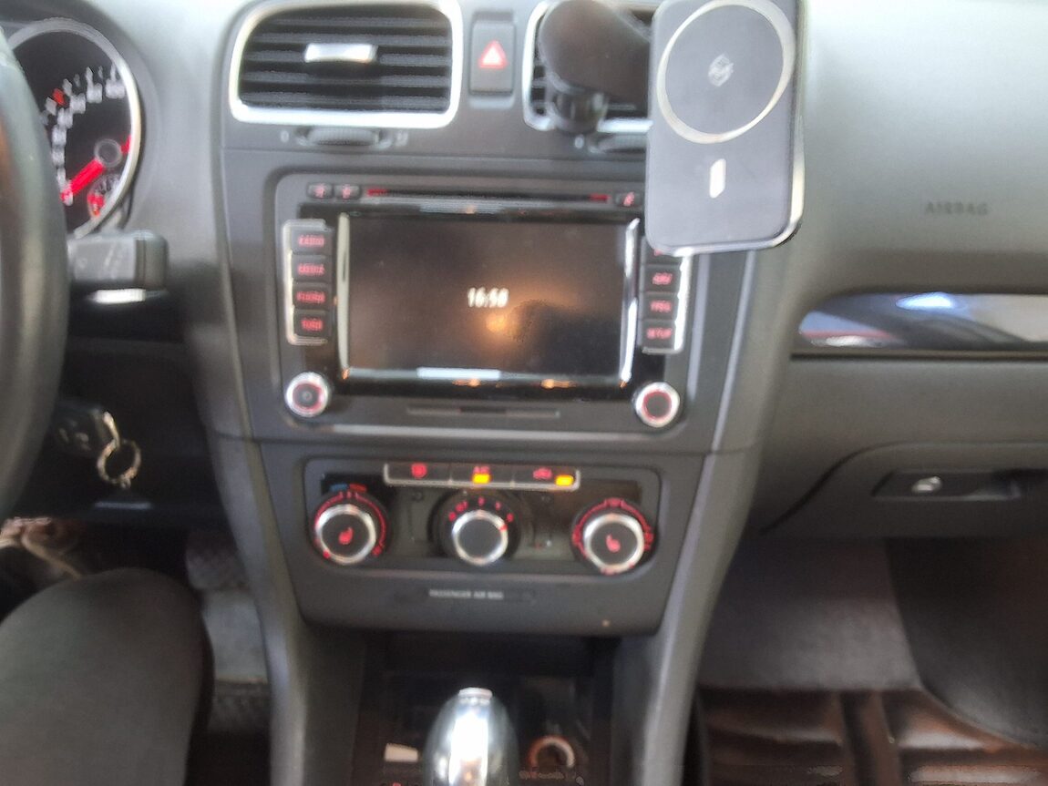 VOLKSWAGEN GOLF (6TH GEN) 1.6 TDI BLUEMOTION STYLE EDITION 2013 - zdjęcie 24