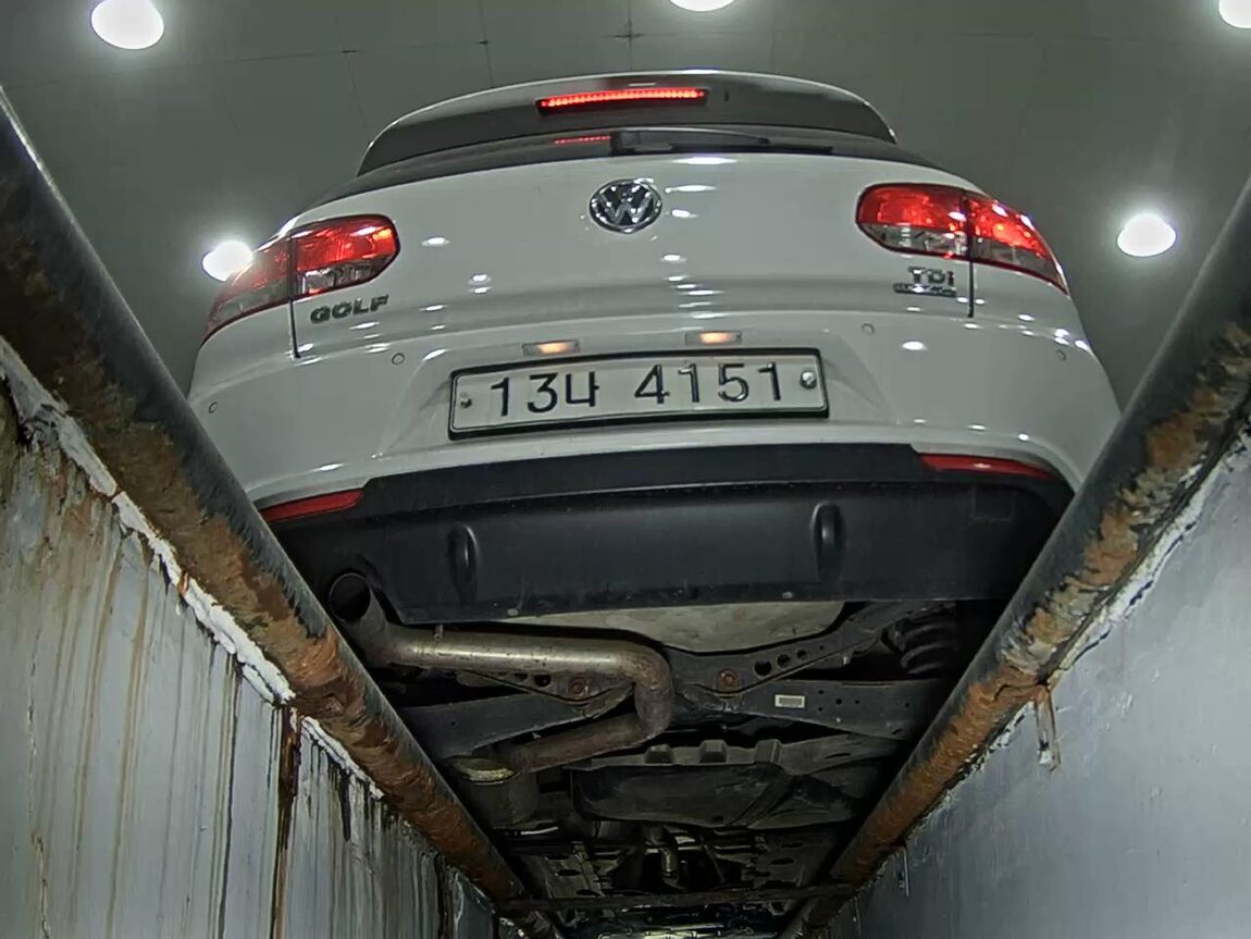 VOLKSWAGEN GOLF (6TH GEN) 1.6 TDI BLUEMOTION STYLE EDITION 2013 - zdjęcie 8