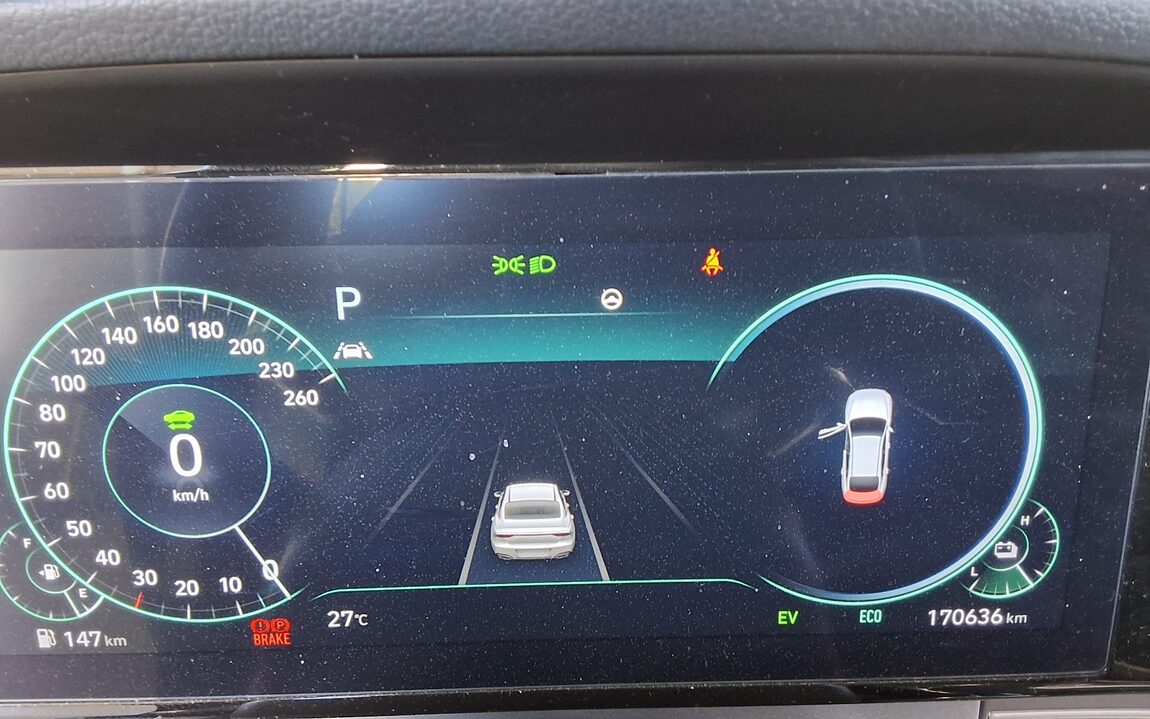 HYUNDAI THE NEW GRANDEUR IG HYBRID 2.4 HEV LE BLANC 2023 - zdjęcie 9
