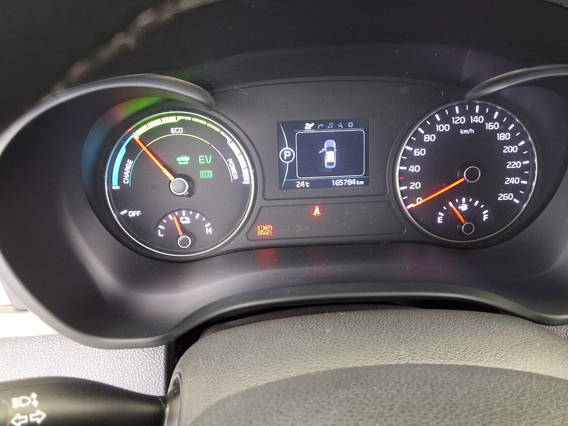 KIA NEW K5 HYBRID NOBLESSE 2017 - zdjęcie 9