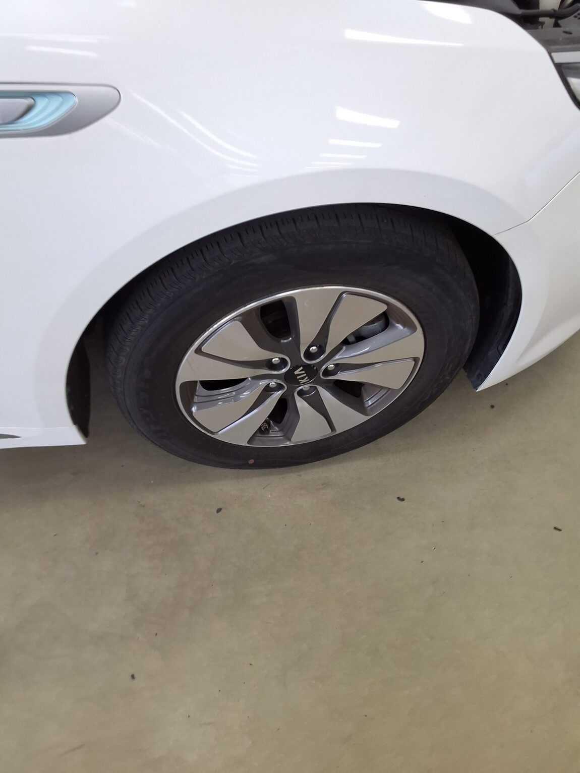 KIA NEW K5 HYBRID NOBLESSE 2017 - zdjęcie 23