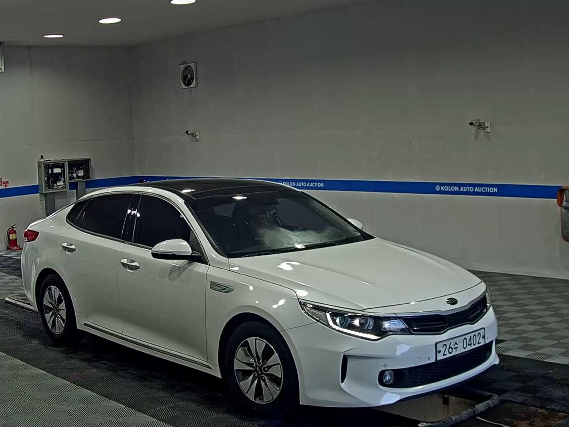 KIA NEW K5 HYBRID NOBLESSE 2017 - zdjęcie 3