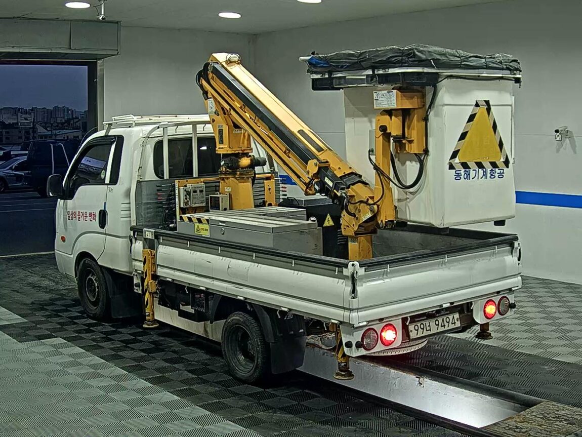 KIA THE NEW BONGO III CARGO 1 TON KING CAB EXTRA LONG WHEELBASE L 2022 - zdjęcie 6