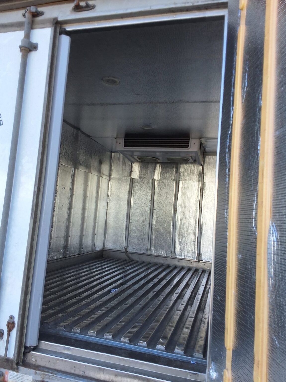 KIA BONGO III CARGO FREEZER BOX TRUCK 1 TON KING CAB 2018 - zdjęcie 13