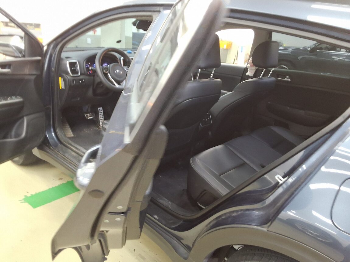 KIA SPORTAGE THE BOLD 1.6 DIESEL 2WD PRESTIGE 2019 - zdjęcie 12