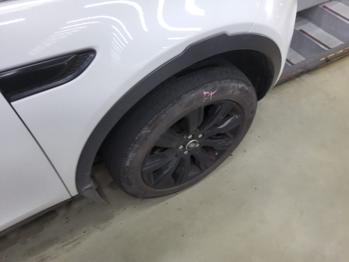 LAND ROVER DISCOVERY SPORT 2.0 TD4 HSE LUXURY 2018 - zdjęcie 21