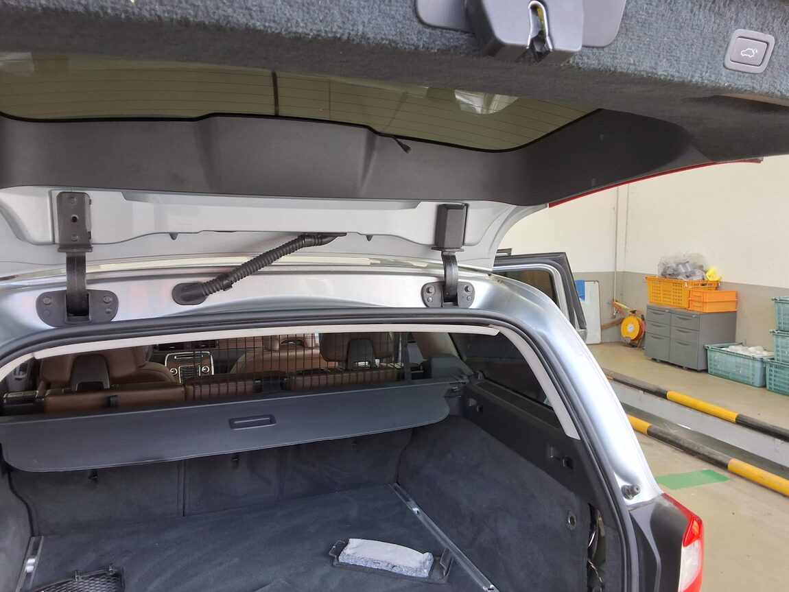 VOLVO XC70 D5 AWD SUMMUM 2016 - zdjęcie 15