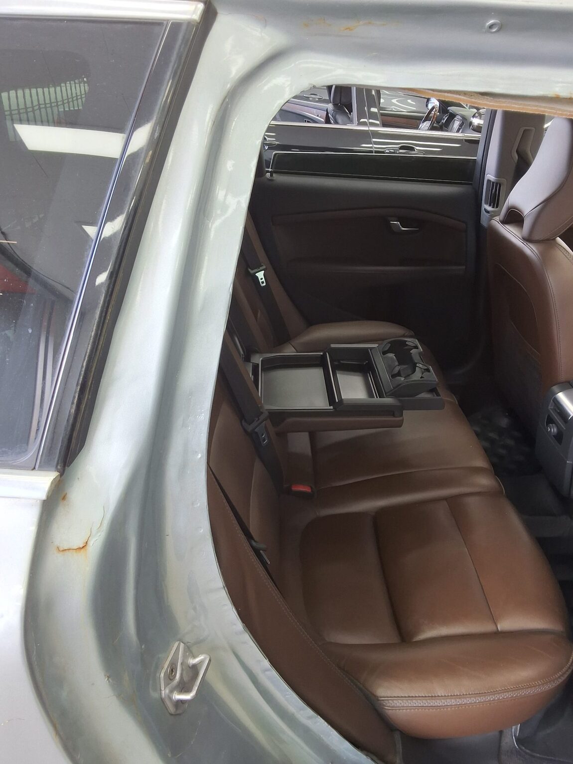 VOLVO XC70 D5 AWD SUMMUM 2016 - zdjęcie 29