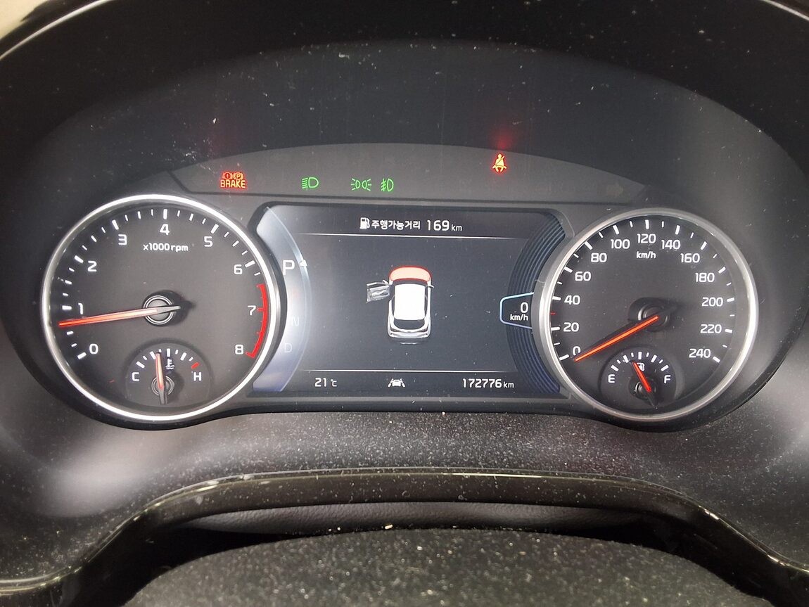 KIA SELTOS 1.6 GASOLINE 2WD SIGNATURE 2022 - zdjęcie 9