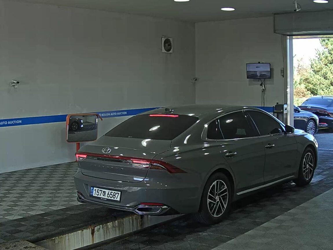 HYUNDAI THE NEW GRANDEUR IG GASOLINE 2.5 PREMIUM CHOICE 2021 - zdjęcie 5