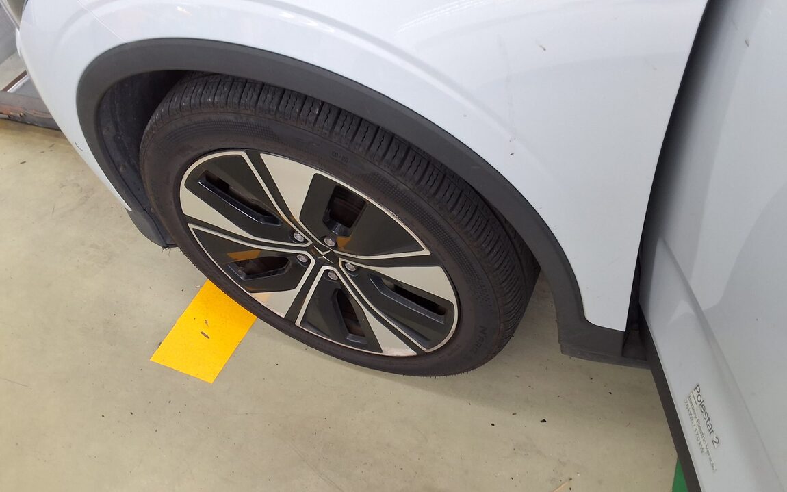 POLESTAR POLESTAR 2 LONG RANGE SINGLE MOTOR 2023 - zdjęcie 25