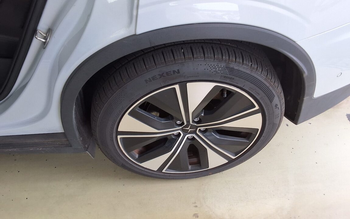 POLESTAR POLESTAR 2 LONG RANGE SINGLE MOTOR 2023 - zdjęcie 26