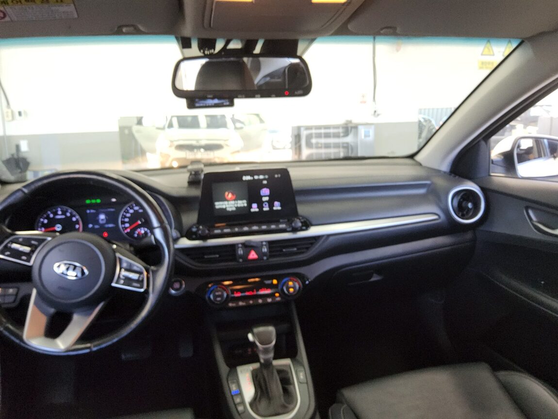 KIA ALL NEW K3 1.6 GASOLINE LUXURY 2020 - zdjęcie 11