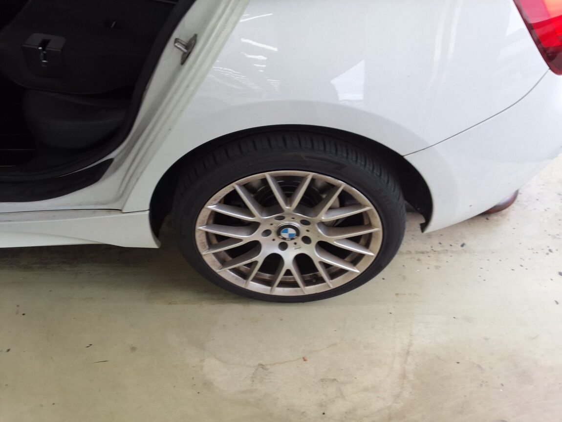 BMW 1 SERIES (2ND GEN) 5-DOOR 120d SPORT LINE 2014 - zdjęcie 23