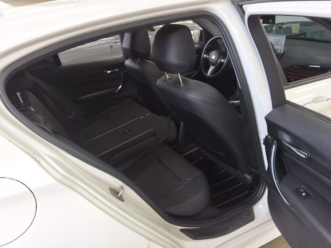BMW 1 SERIES (2ND GEN) 5-DOOR 120d SPORT LINE 2014 - zdjęcie 13