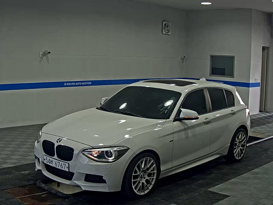 BMW 1 SERIES (2ND GEN) 5-DOOR 120d SPORT LINE 2014 - zdjęcie 2