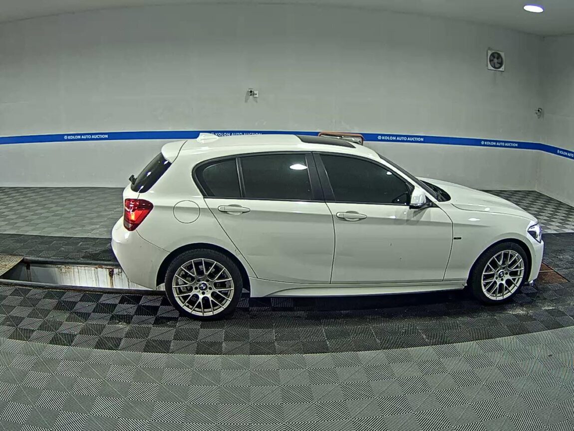 BMW 1 SERIES (2ND GEN) 5-DOOR 120d SPORT LINE 2014 - zdjęcie 4