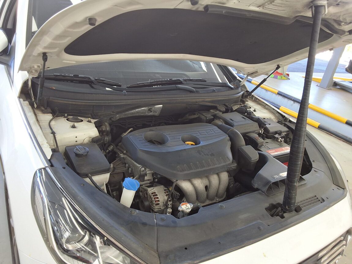 HYUNDAI LF SONATA NEW RISE LPi RENTAL CAR STYLE 2018 - zdjęcie 18