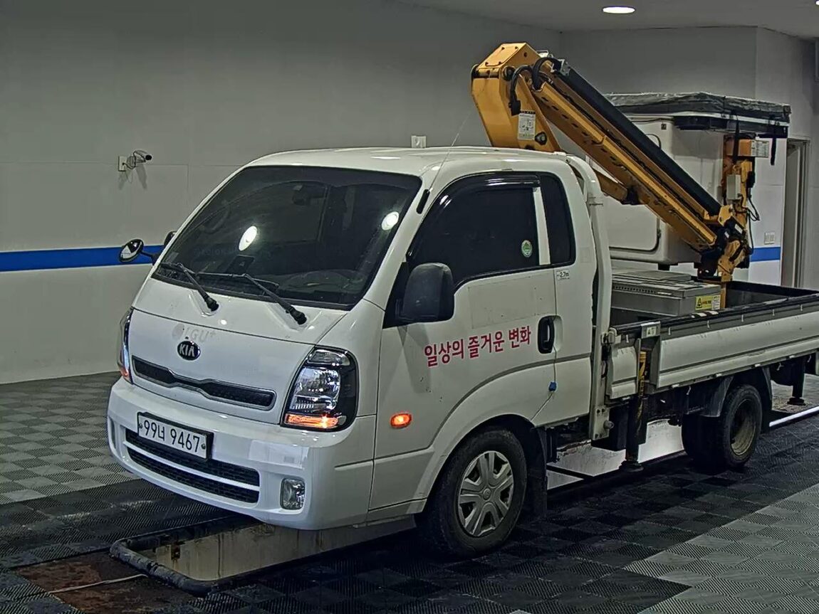 KIA THE NEW BONGO III CARGO 1 TON KING CAB EXTRA LONG WHEELBASE L 2022 - zdjęcie 2