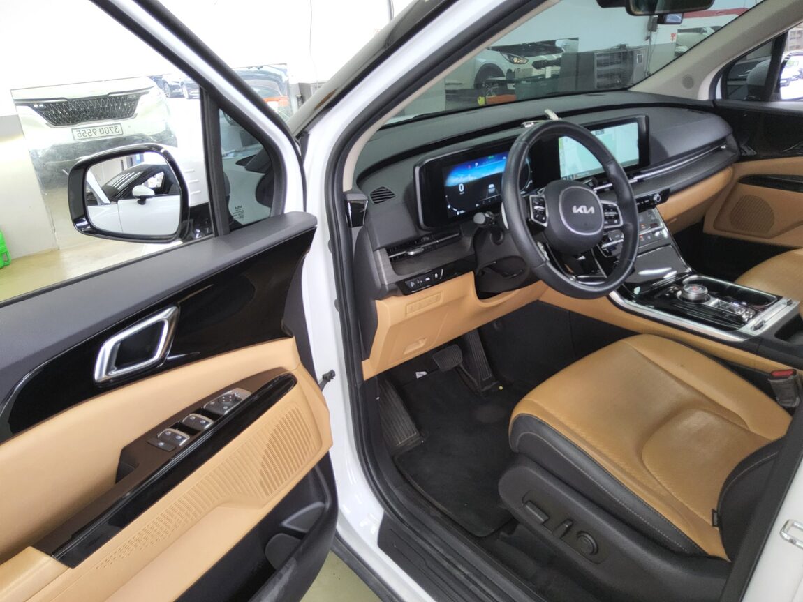 KIA NEW CARNIVAL (KA4) 9-SEATER GASOLINE NOBLESSE 2023 - zdjęcie 10
