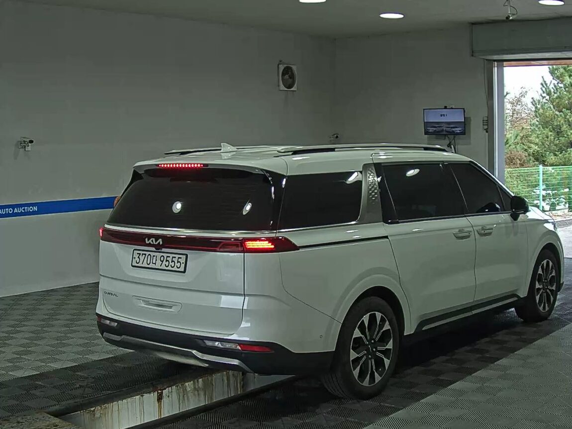 KIA NEW CARNIVAL (KA4) 9-SEATER GASOLINE NOBLESSE 2023 - zdjęcie 5