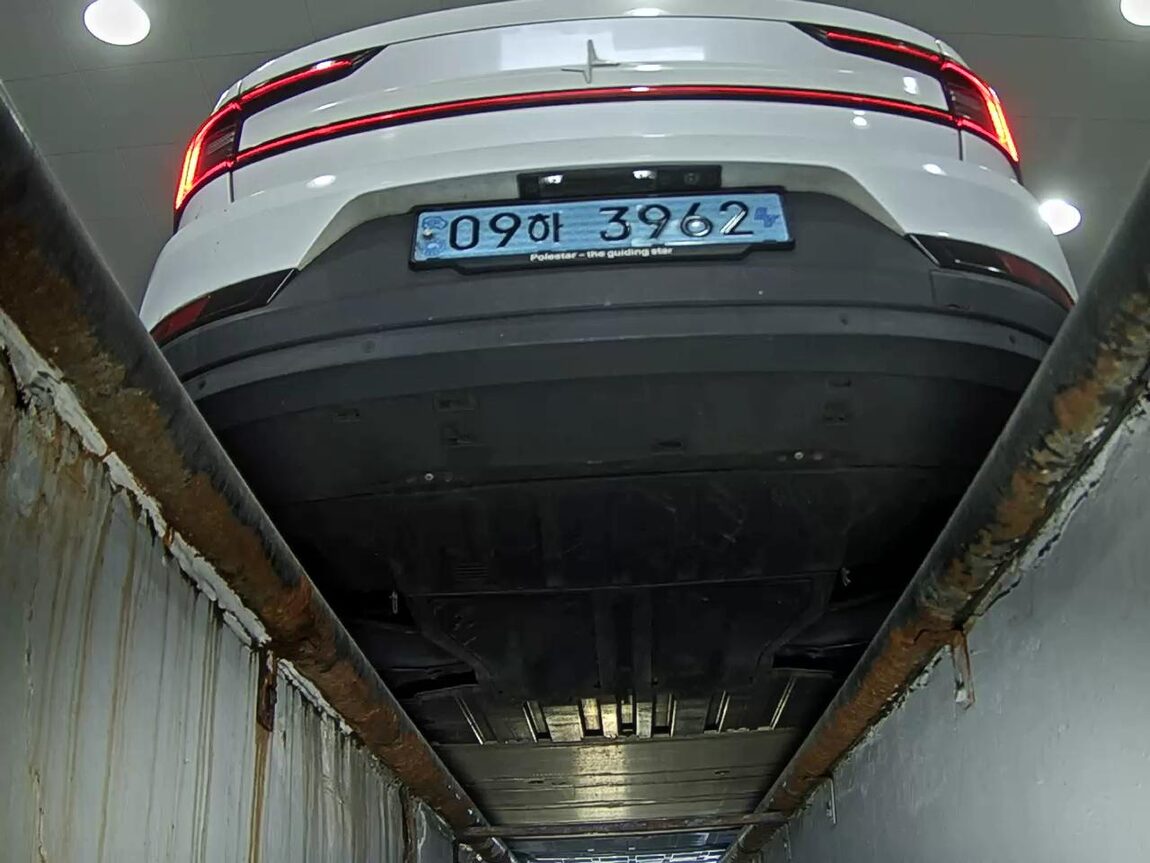 POLESTAR POLESTAR 2 LONG RANGE SINGLE MOTOR 2023 - zdjęcie 8