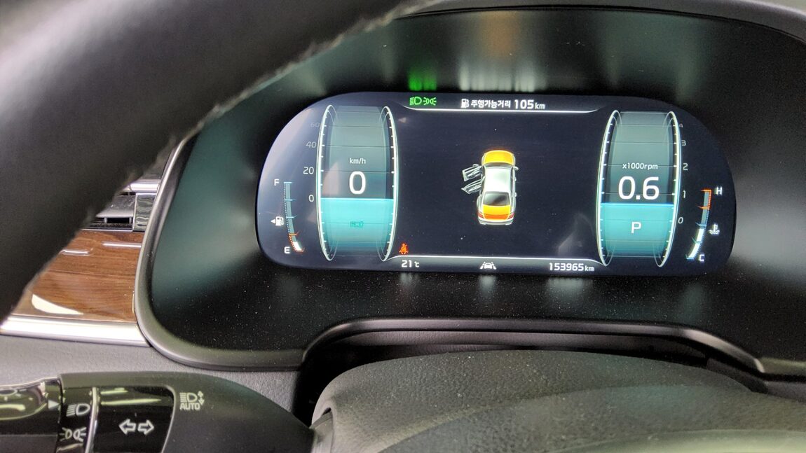 KIA THE K9 (RJ) 3.8 GDI AWD PLATINUM III 2019 - zdjęcie 9