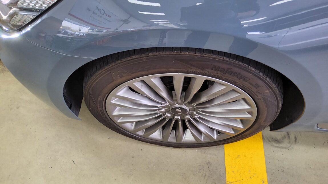 KIA THE K9 (RJ) 3.8 GDI AWD PLATINUM III 2019 - zdjęcie 23