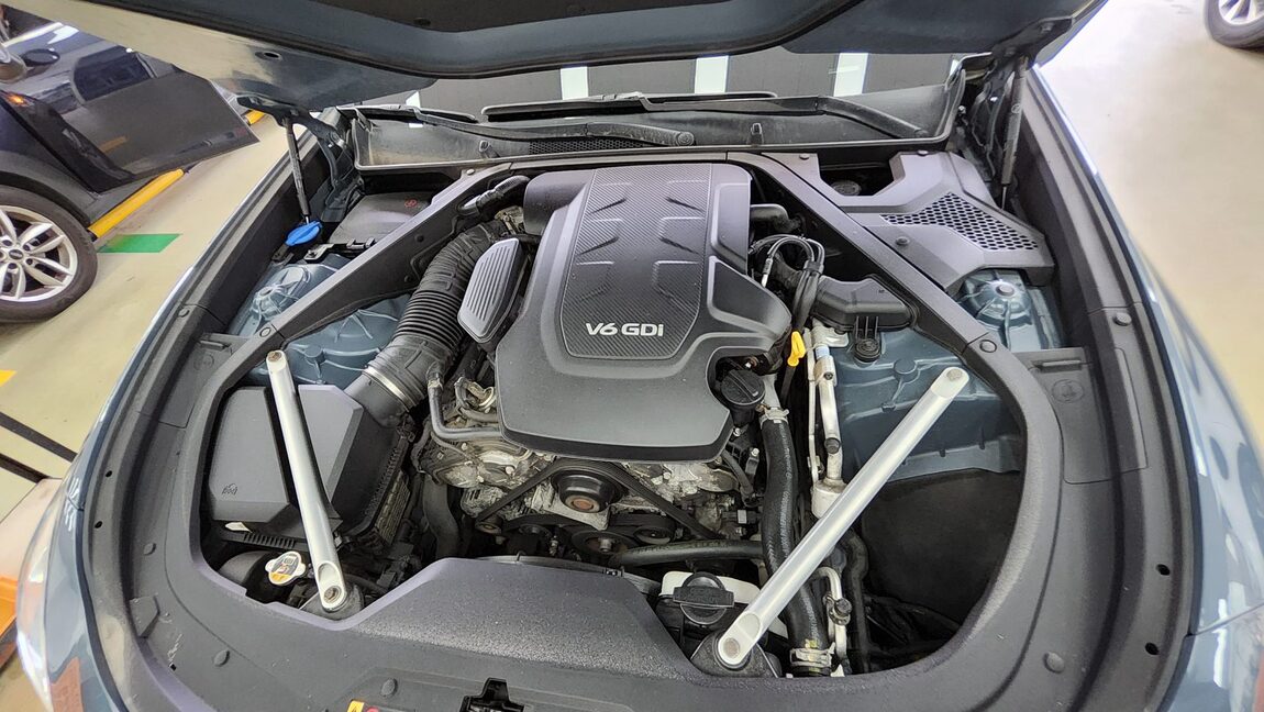 KIA THE K9 (RJ) 3.8 GDI AWD PLATINUM III 2019 - zdjęcie 21