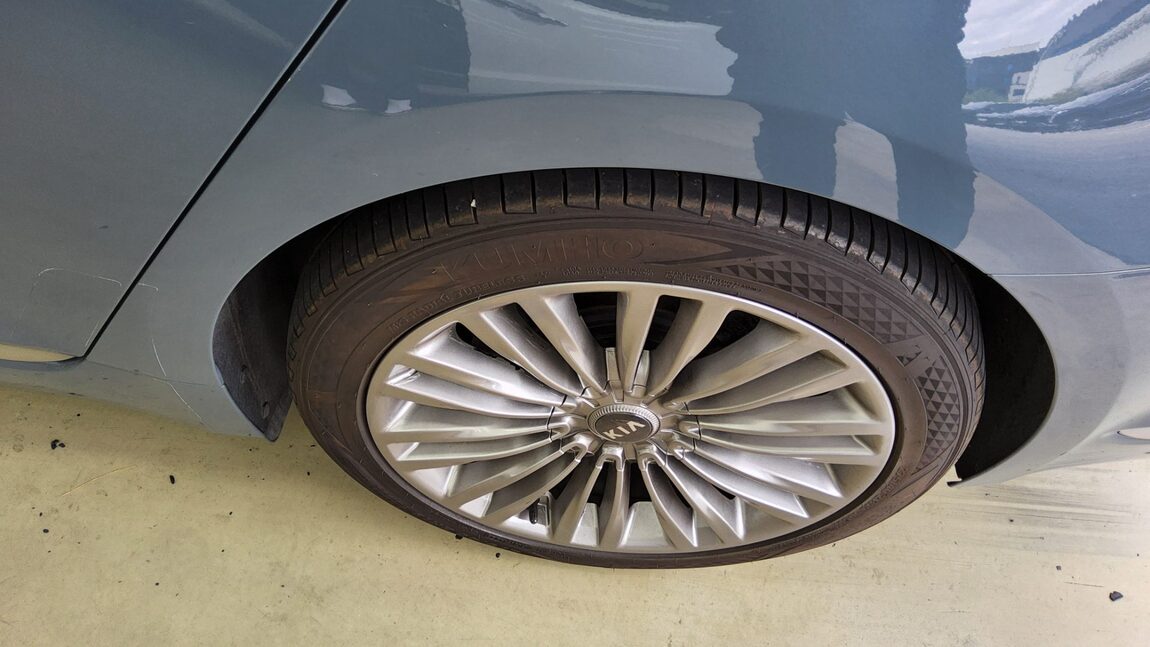KIA THE K9 (RJ) 3.8 GDI AWD PLATINUM III 2019 - zdjęcie 24
