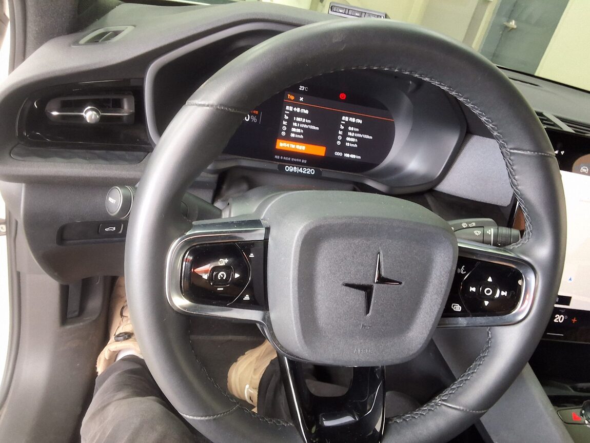 POLESTAR POLESTAR 2 LONG RANGE SINGLE MOTOR 2023 - zdjęcie 23