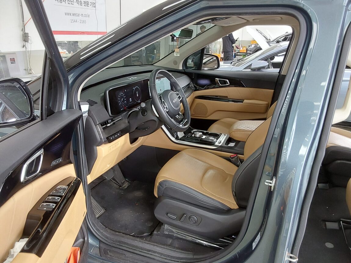 KIA NEW CARNIVAL (KA4) 9-SEATER DIESEL SIGNATURE 2023 - zdjęcie 10