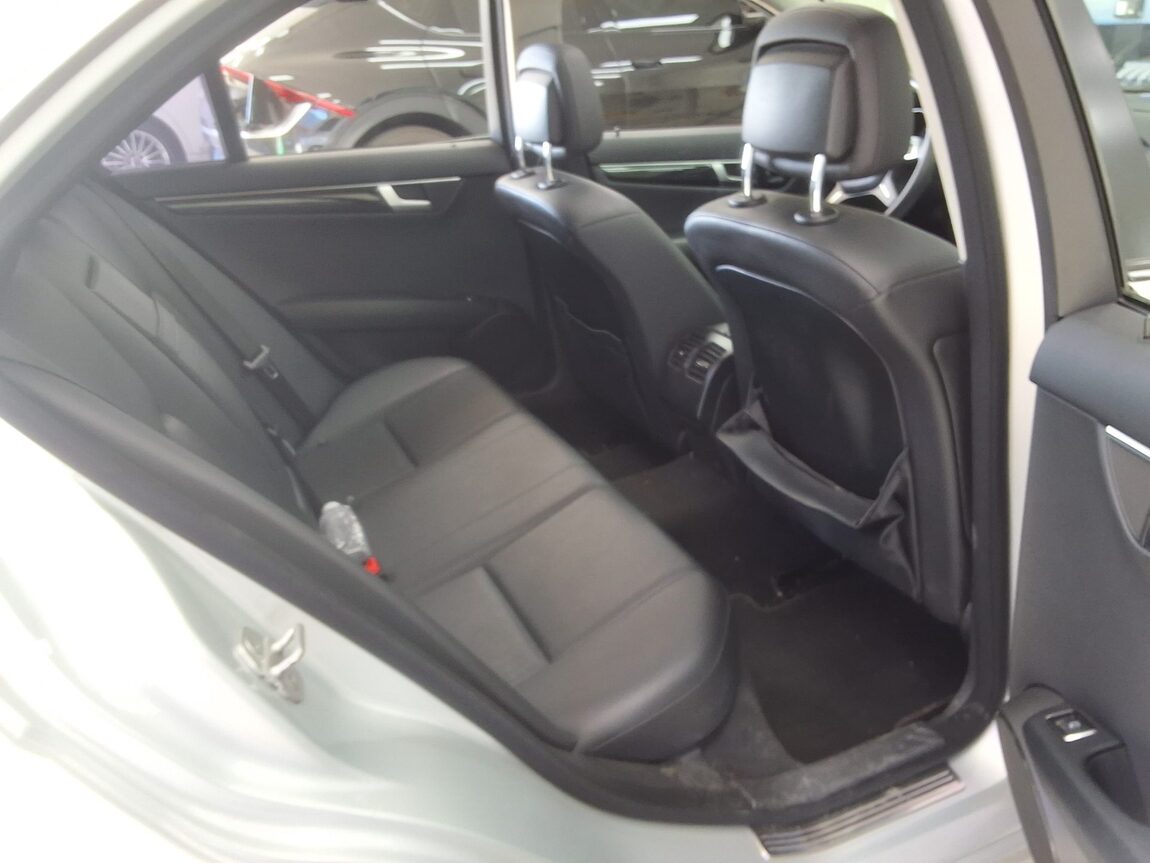 MERCEDES-BENZ C-CLASS (3RD GEN) C220 CDI 2013 - zdjęcie 14