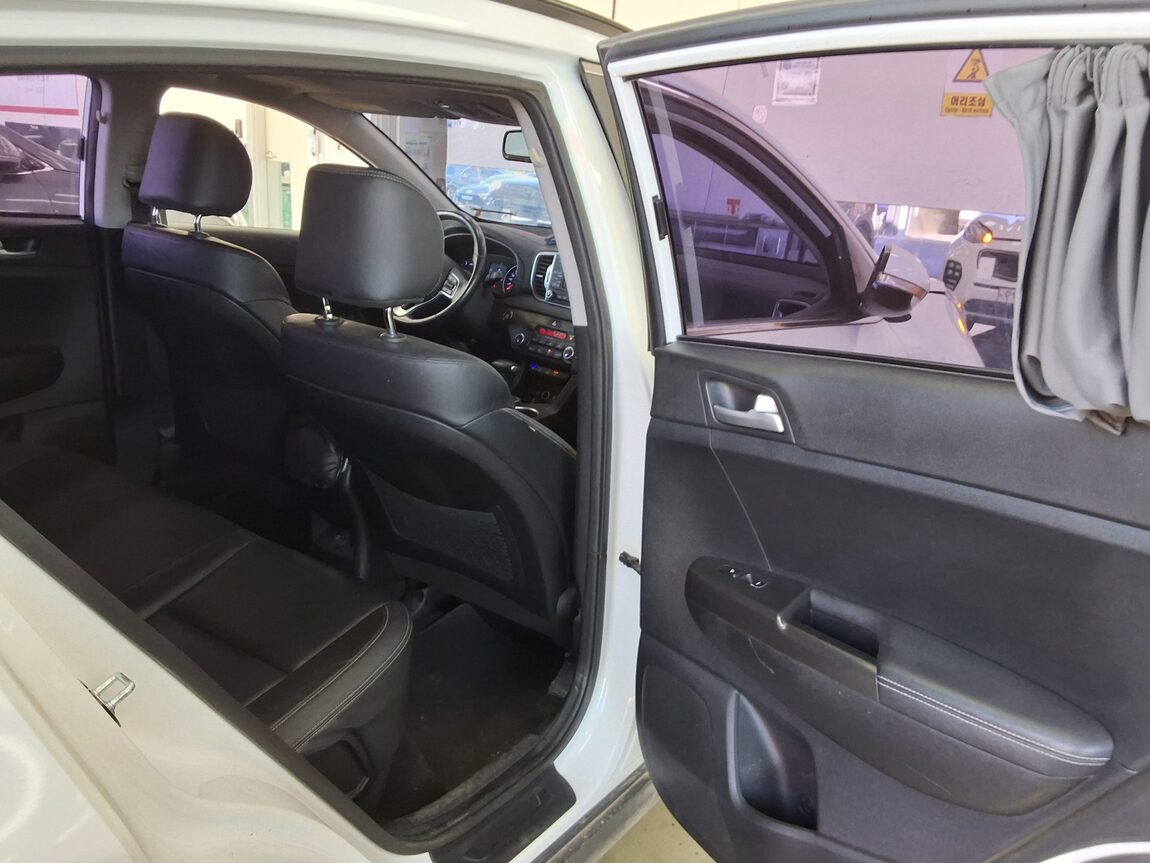 KIA NEW SPORTAGE R2.0 4WD NOBLESSE 2017 - zdjęcie 13