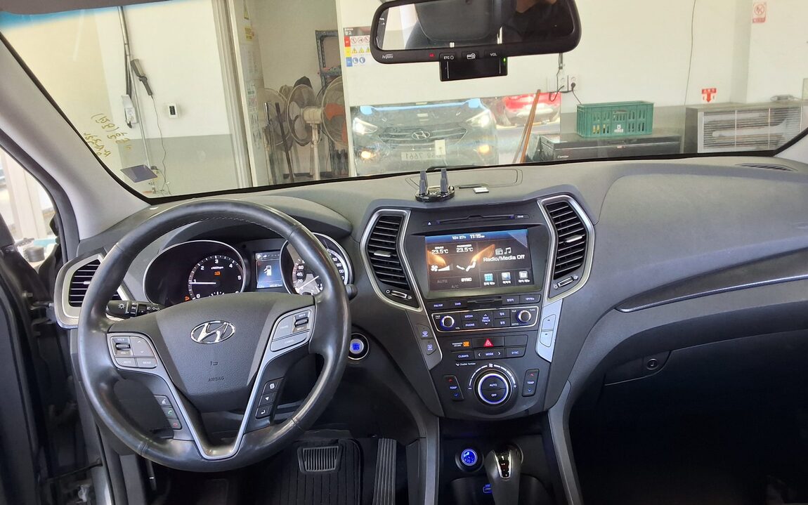 HYUNDAI SANTA FE THE PRIME DIESEL R2.0 2WD VALUE PLUS 2018 - zdjęcie 11