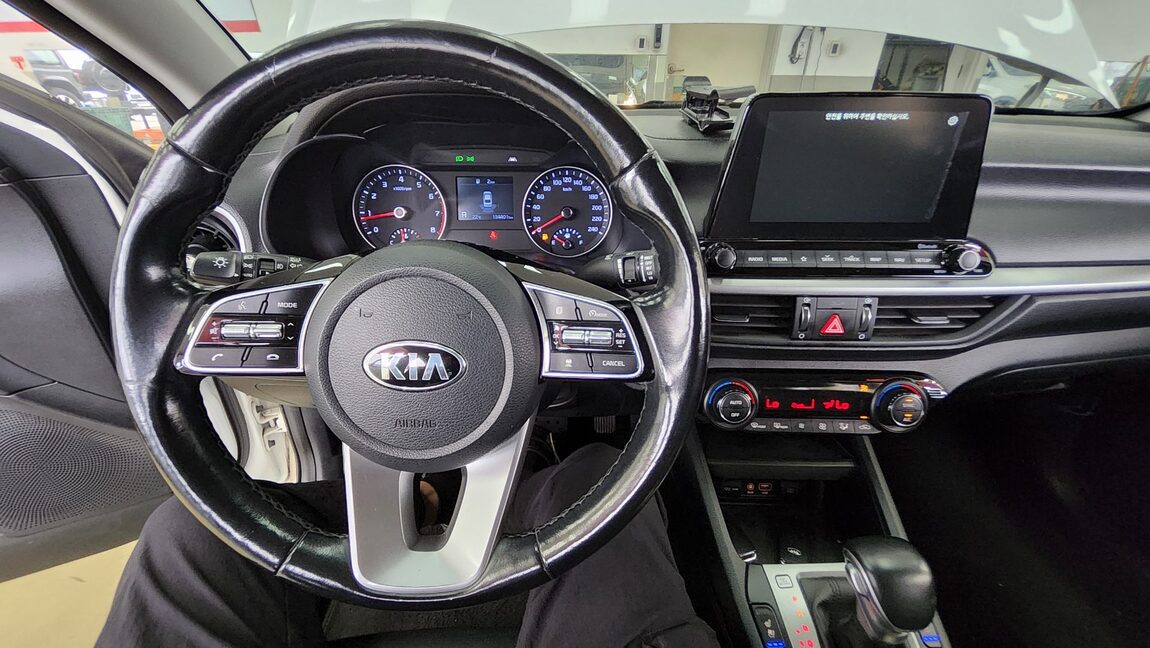 KIA ALL NEW K3 1.6 GASOLINE LUXURY 2020 - zdjęcie 19