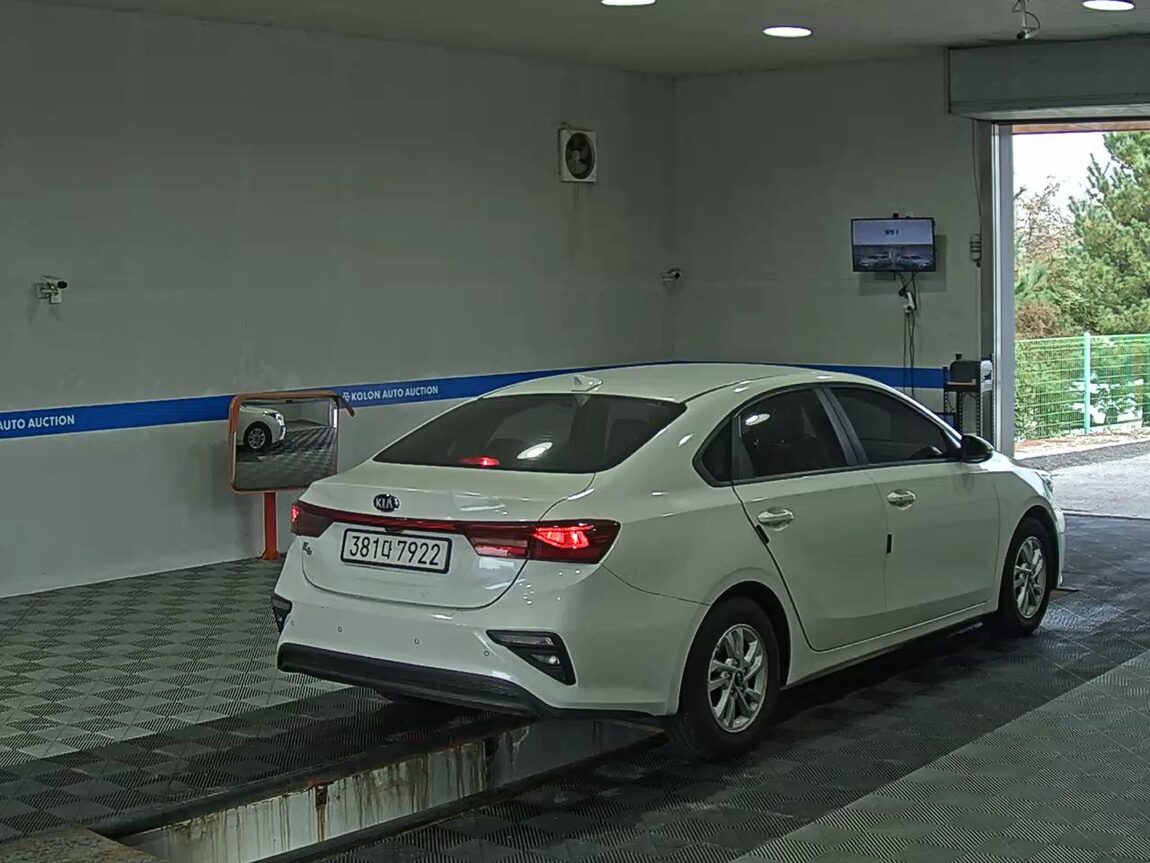 KIA ALL NEW K3 1.6 GASOLINE LUXURY 2020 - zdjęcie 5