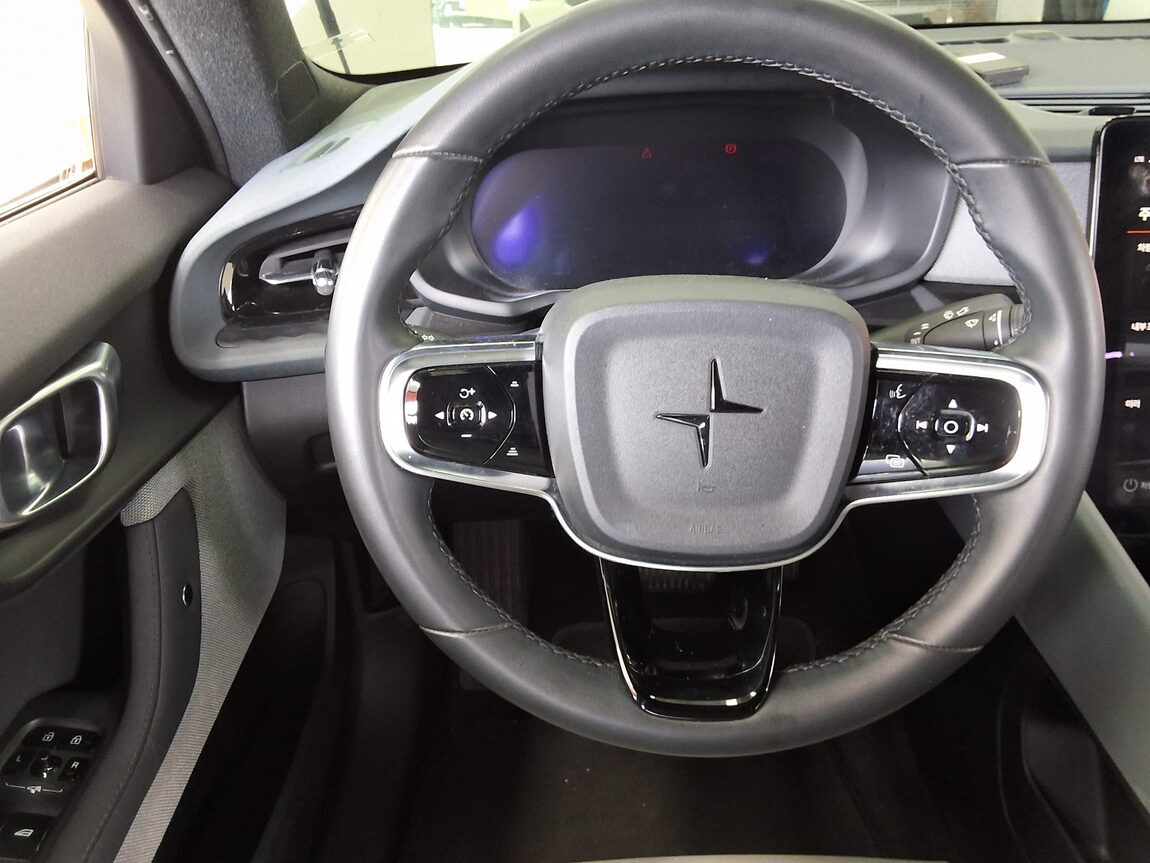 POLESTAR POLESTAR 2 LONG RANGE SINGLE MOTOR 2023 - zdjęcie 20