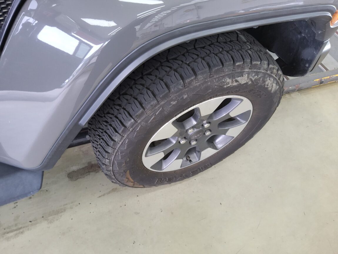 JEEP WRANGLER (JL) 2.0 OVERLAND 4DR 2022 - zdjęcie 23