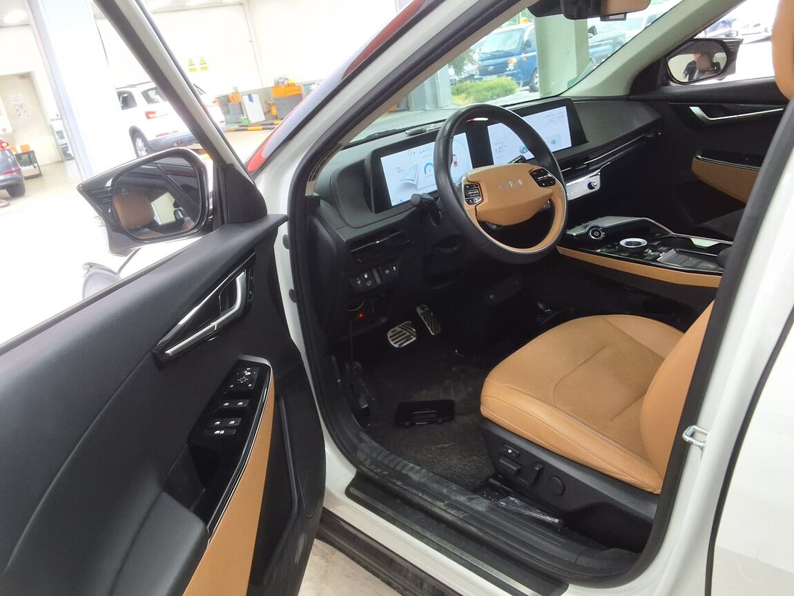 KIA EV6 LONG RANGE 2WD EARTH 2024 - zdjęcie 11