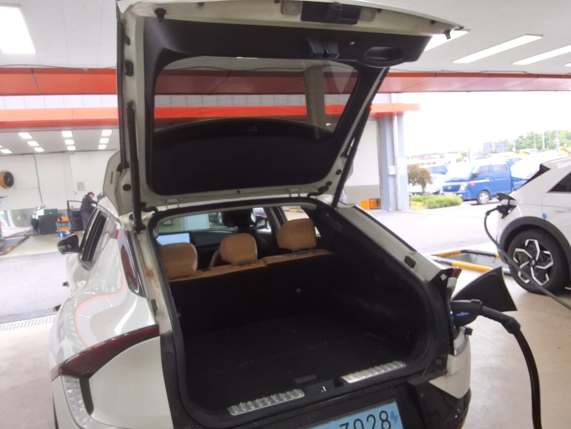 KIA EV6 LONG RANGE 2WD EARTH 2024 - zdjęcie 16