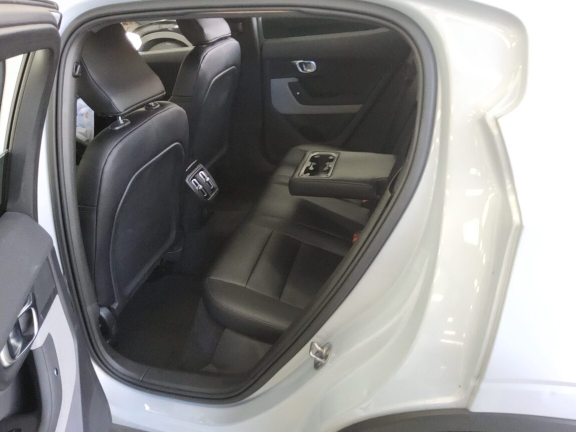 POLESTAR POLESTAR 2 LONG RANGE SINGLE MOTOR 2023 - zdjęcie 12