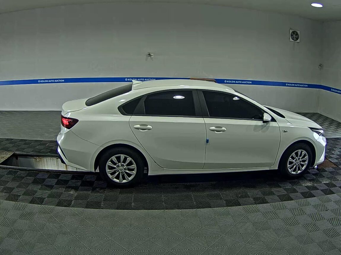 KIA THE NEW K3 1.6 GASOLINE TRENDY 2024 - zdjęcie 4